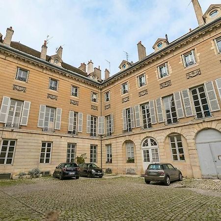 Le Hardi Leilighet Dijon Eksteriør bilde